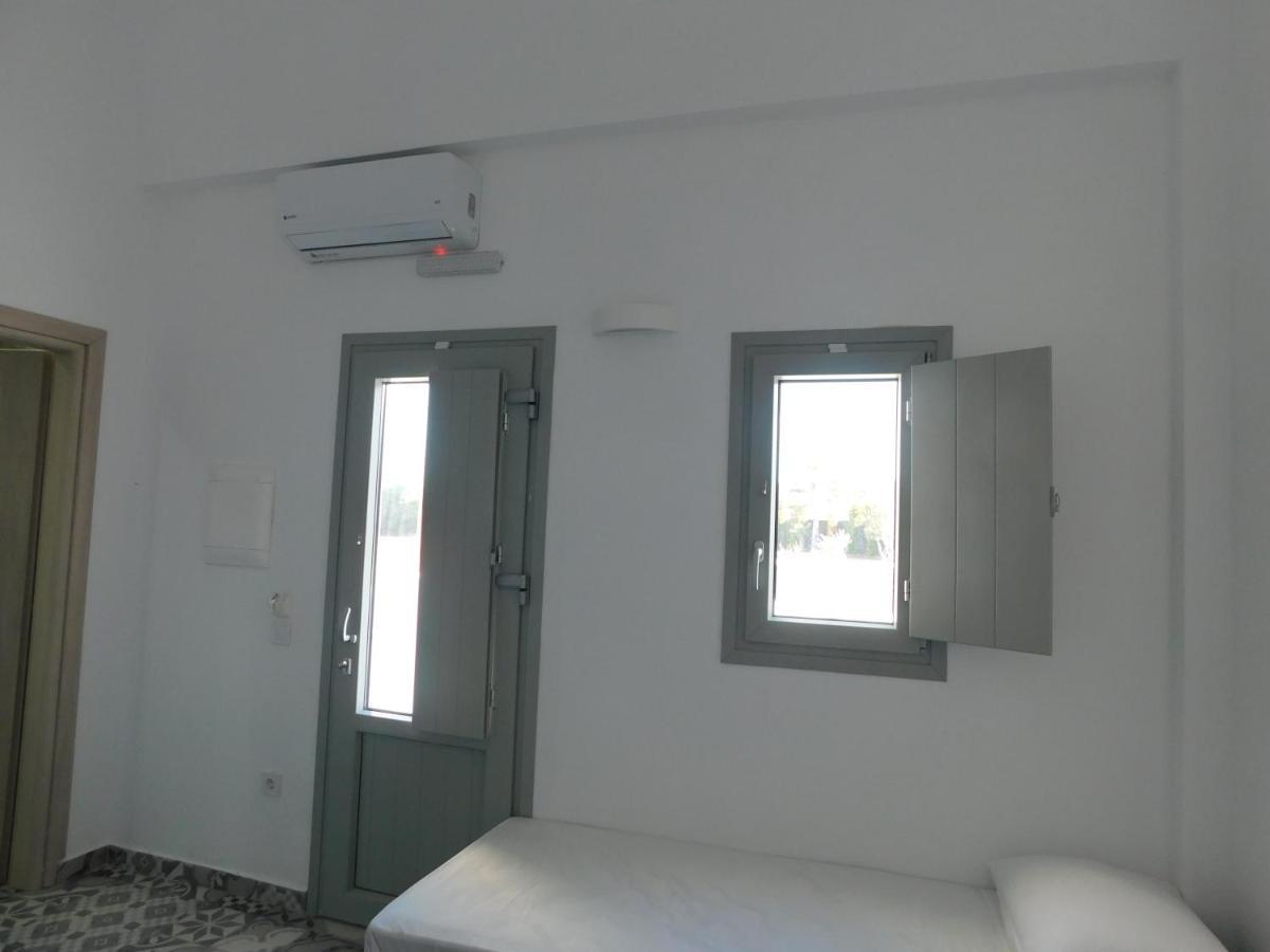 Fira Veronica Rooms Imerovígli Extérieur photo
