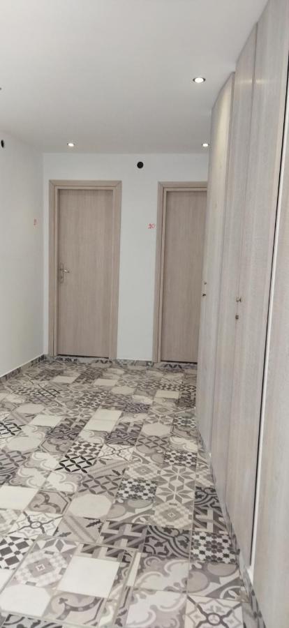 Fira Veronica Rooms Imerovígli Extérieur photo
